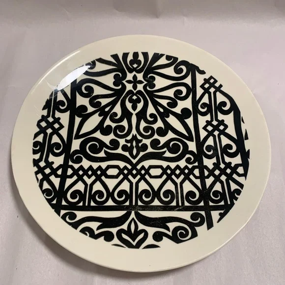 VTG MCM Elegant Black and White, China Dinner Plates LA MANCHA. Set of 4. - Picture 7 of 11